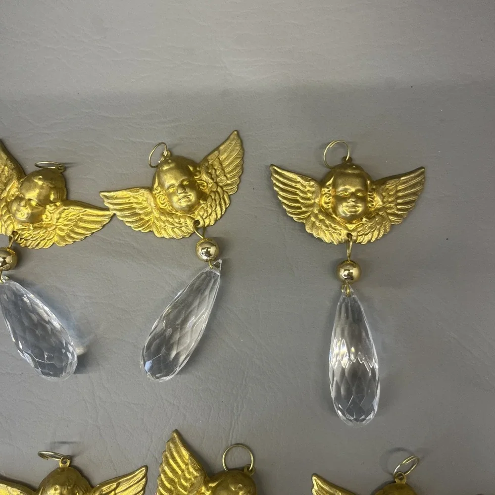 N/A gold tone